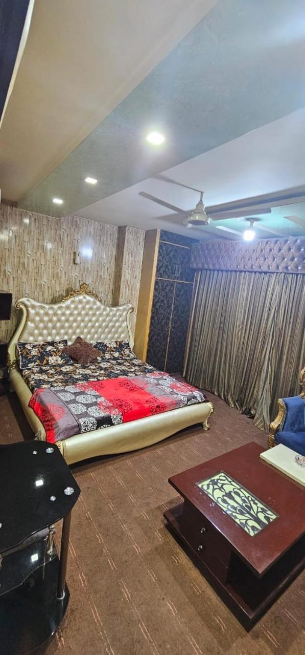 Town Guest House Toba Tek Singh Exterior foto